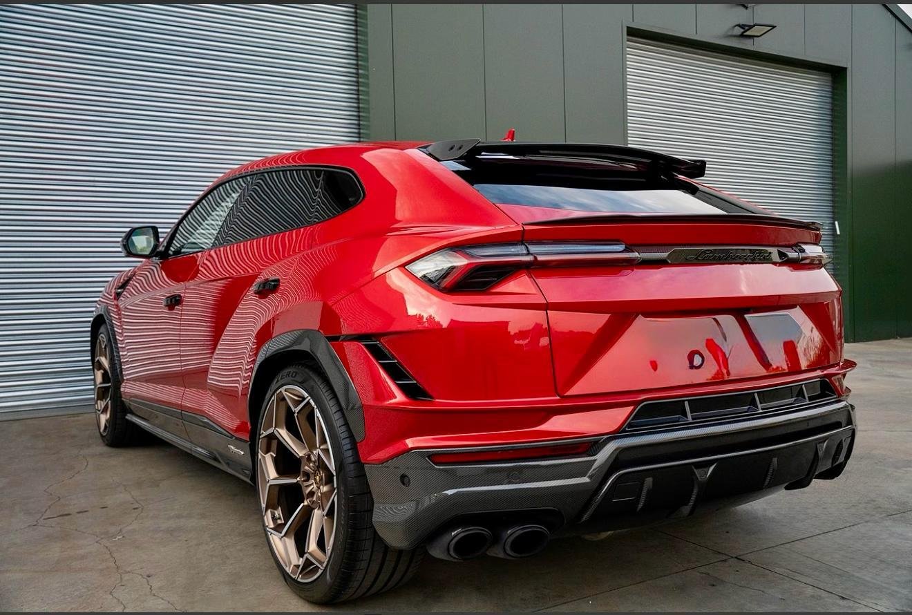 Lamborghini Urus Performante 2
